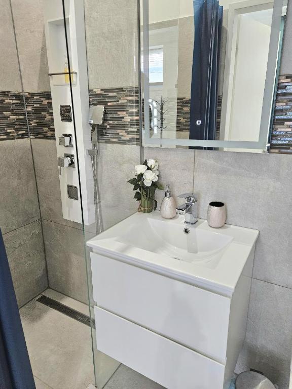 Designer Downtown Gem Apartman Budapest Kültér fotó